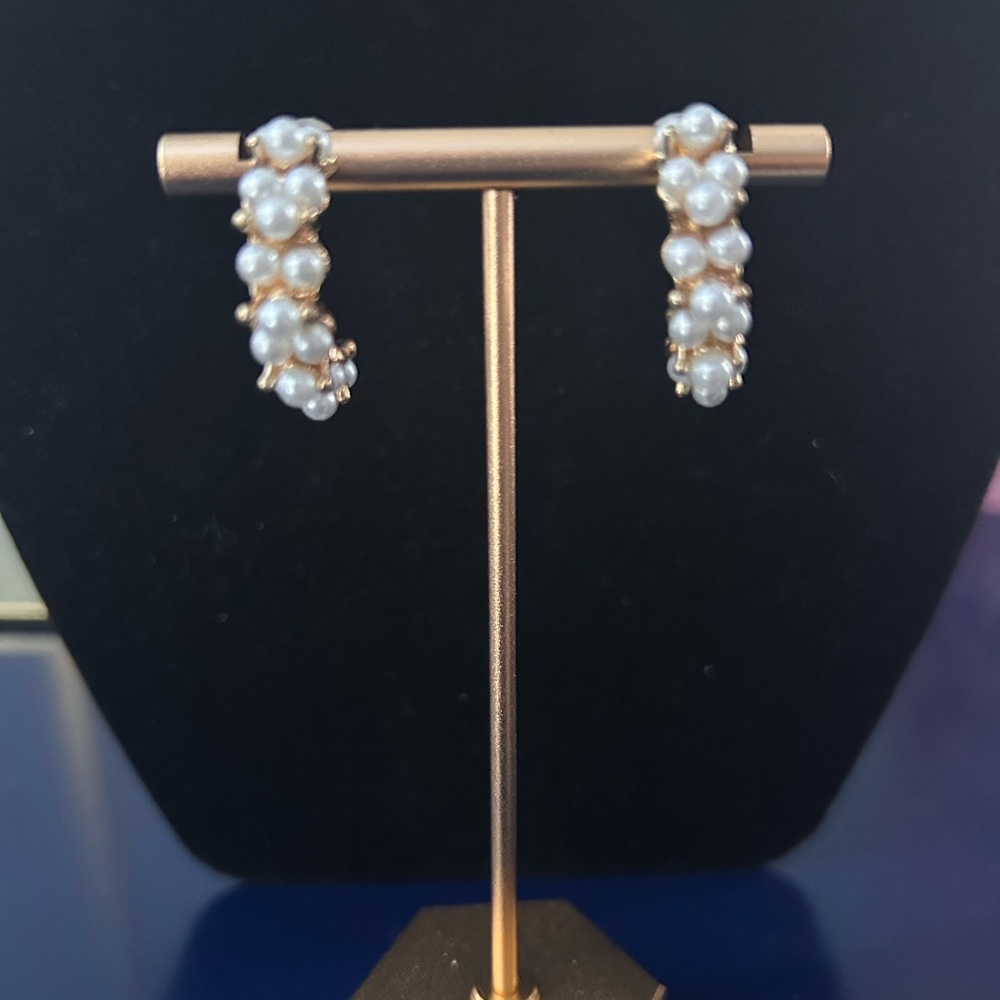 Elegant Pearl Hoop Earrings